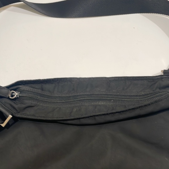 Prada Black Nylon Crossbody Zippered Bag—Adjustable Strap—BEAUTIFUL! Very Nice! - Picture 8 of 12
